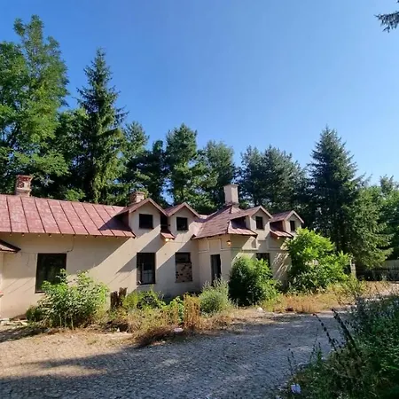 U Stromu Вилла *