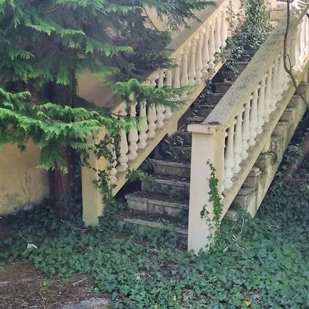 Вилла U Stromu Uhonice